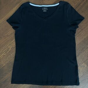 Talbots Women's Classic Black Short Sleeve Tee